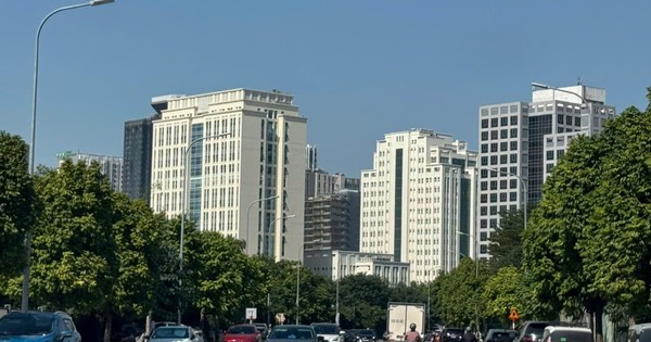 Tín dụng BĐS lập đỉnh, nguồn cung dịch chuyển rõ rệt sang phân khúc trung cấp