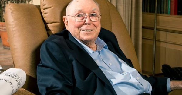 Chương cuối ít biết về huyền thoại Charlie Munger: Kiếm 50 triệu USD ở tuổi 99, làm việc đến cuối đời, trao lại kho di sản vô giá vượt thời gian