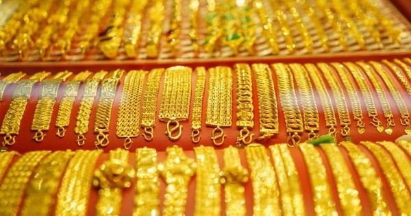 Chiều 27/11: Giá vàng nhẫn mua vào tiếp tục giảm