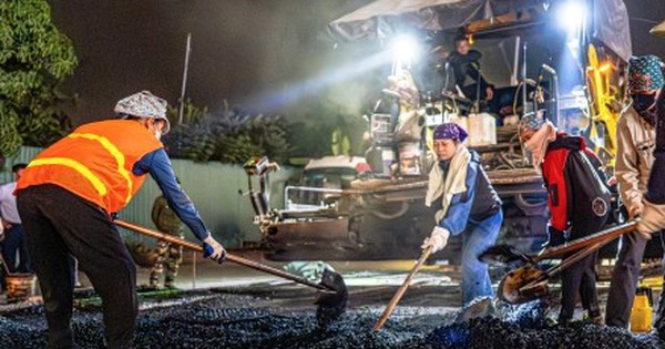 Vành đai 2,5 Hà Nội sáng đèn suốt đêm chạy đua về đích