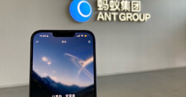 Giúp tạo app trong 30 giây, ứng dụng lập trình AI của Trung Quốc bị sập vì quá đông người truy cập