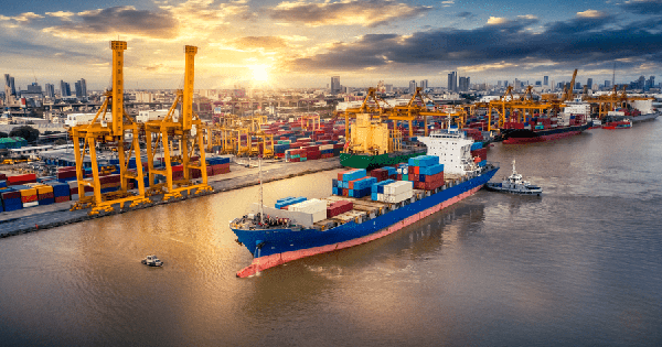 Tổng kim ngạch xuất nhập khẩu đạt 801 tỷ USD, Việt Nam chính thức lọt top 15 cường quốc thương mại, sắp vượt qua cả Ấn Độ?