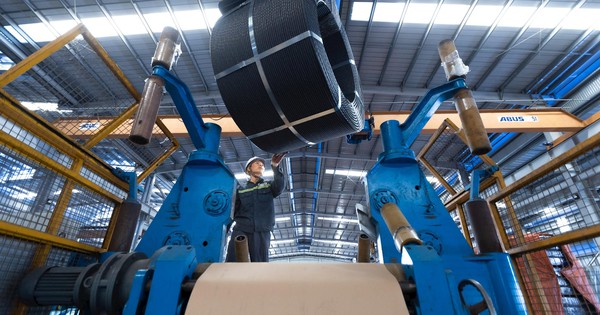 Hàng nghìn tấn loại thép cường độ cao duy nhất Hòa Phát sản xuất được tại Việt Nam được dùng tại Sân bay Long Thành, các dự án cao tốc, Aeon Mall, Vinhomes