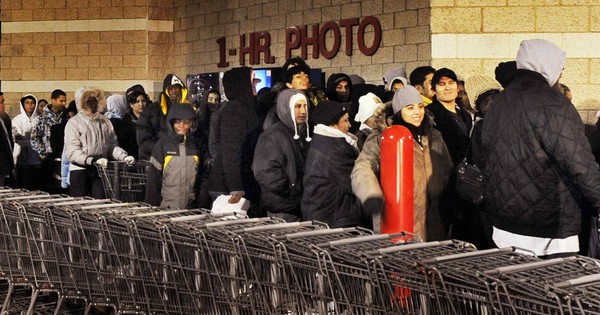 Lịch sử ít ai ngờ tới của ngày Black Friday