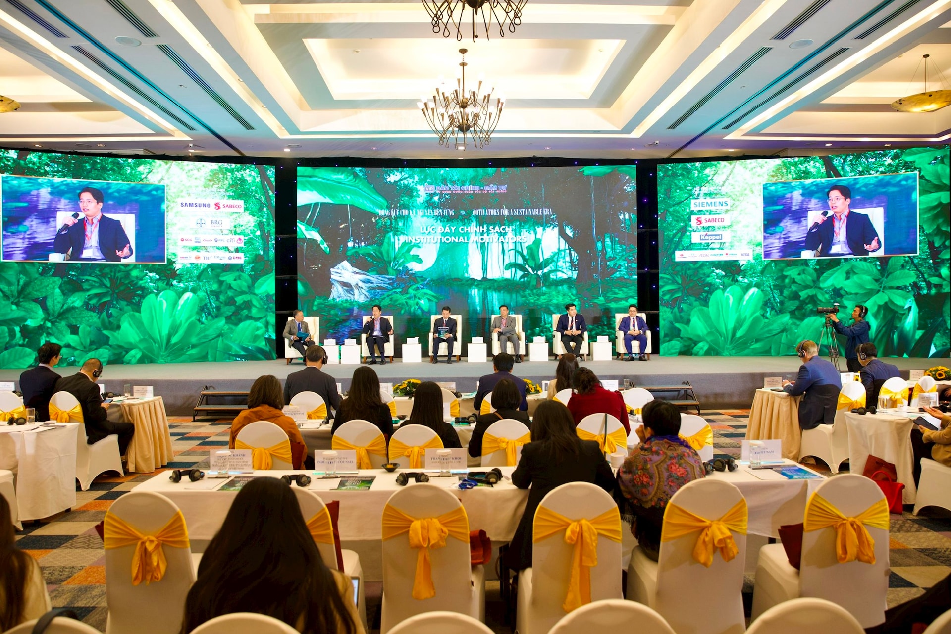 Bài học từ các doanh nghiệp điển hình về chuyển đổi xanh - Ảnh 2