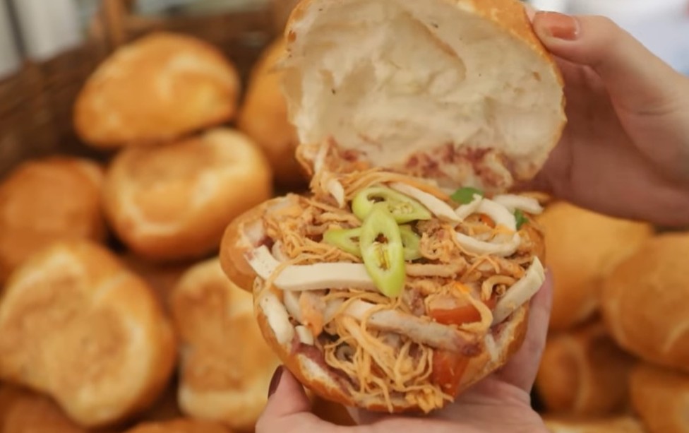 Chính thức công bố nguyên nhân vụ bánh mì cóc cô Bích gây ngộ độc hàng loạt - Ảnh 1