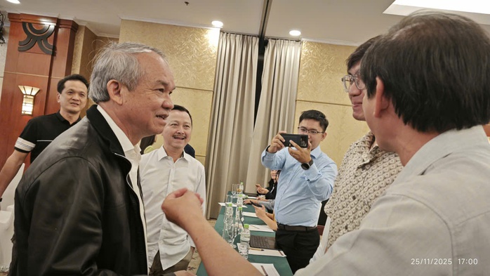 Bầu Đức giải mã cơn sốt cà phê - Ảnh 1