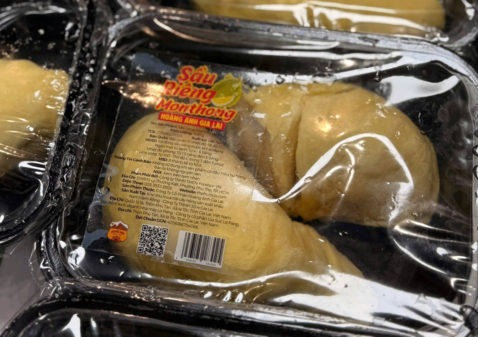 Bầu Đức bất ngờ mang sầu riêng bán trong nước - Ảnh 1