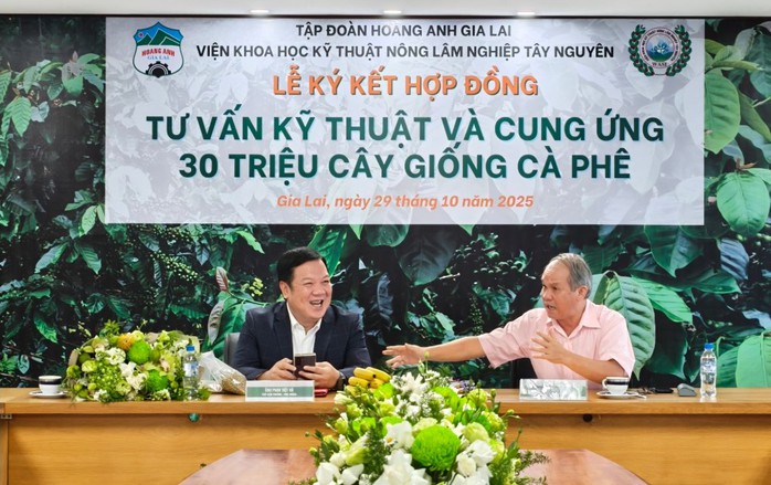 Bầu Đức lần đầu kể chuyện về 3 ân nhân đã cứu HAGL từ vực phá sản - Ảnh 3