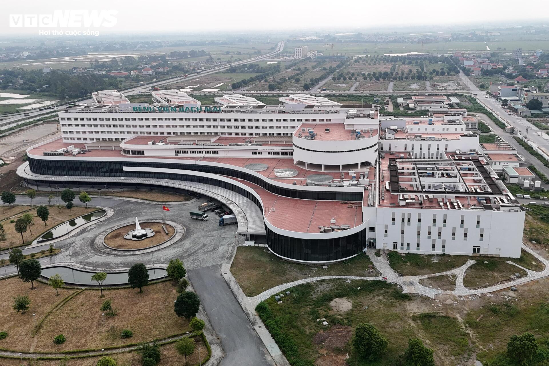 Diện mạo Bệnh viện Bạch Mai, Việt Đức cơ sở 2 trước ngày vận hành - Ảnh 2