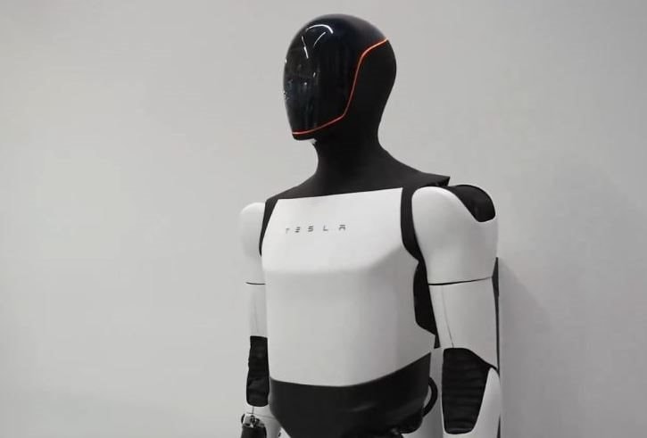 Bên trong phòng thí nghiệm robot của Tesla: Nhân viên phải mặc đồ chuyên biệt, đeo gần 20kg thiết bị trên lưng để ghi hình - Ảnh 2