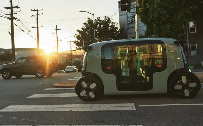 Kỷ nguyên xe tự lái đến gần: Ô tô được trang bị như smartphone, Uber, Lyft dần trở nên lỗi thời - Ảnh 1