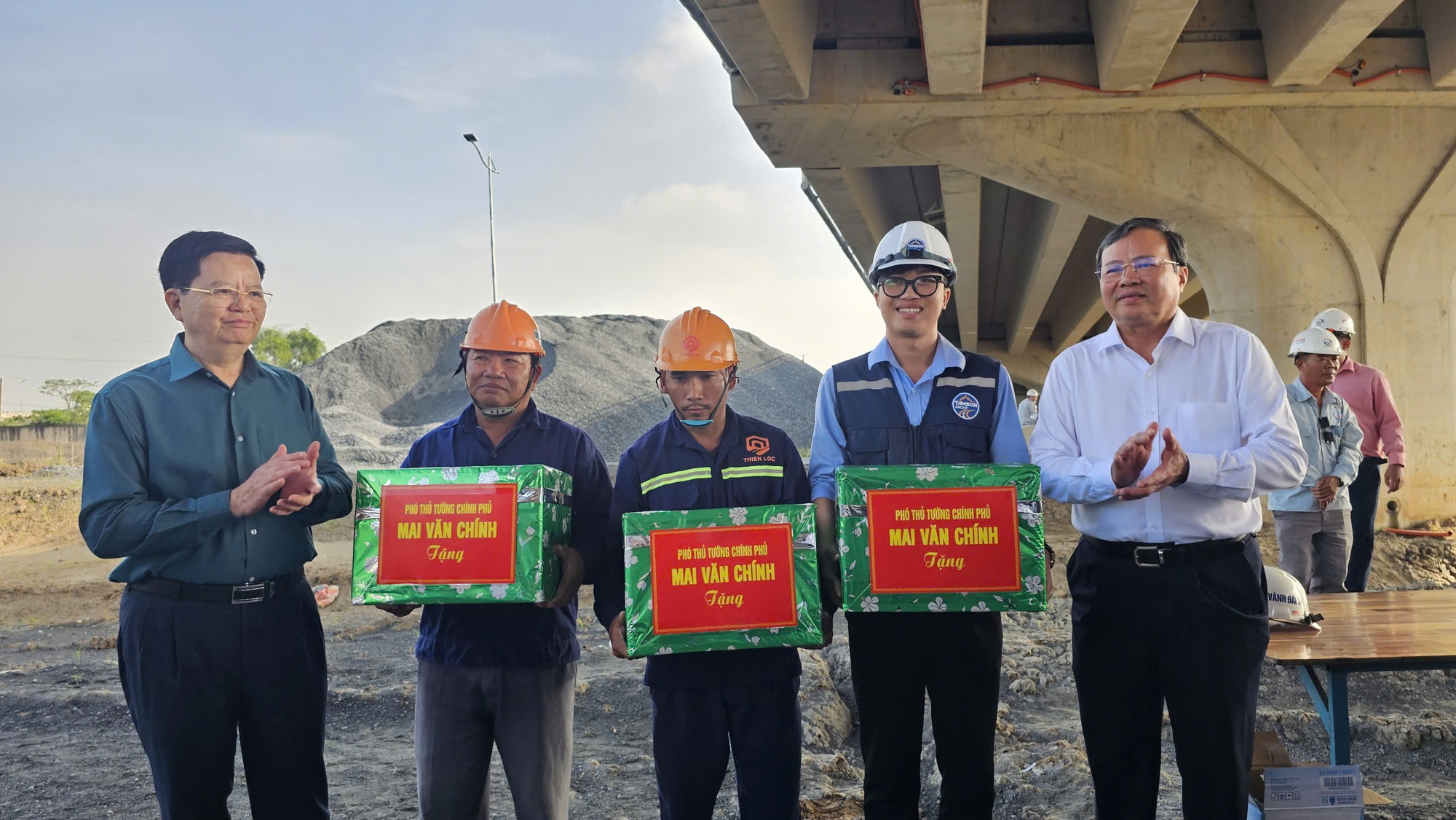 Vành đai 2 quyết không lỡ hẹn - Ảnh 2