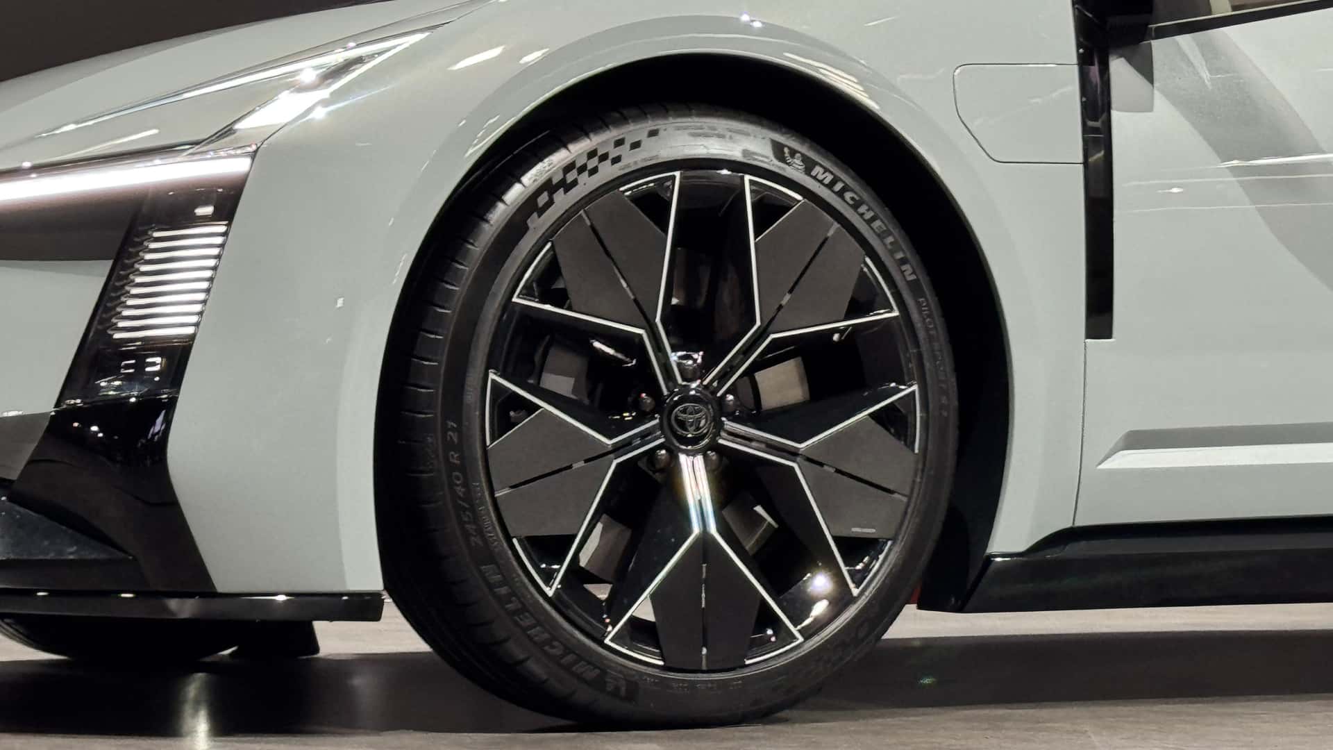 Toyota Corolla Altis sắp có loạt động cơ mới đấu Civic: Đều 1.5L nhưng có tăng áp, hybrid, ‘ăn’ xăng chỉ từ 2,5L/100km ngang SH - Ảnh 8