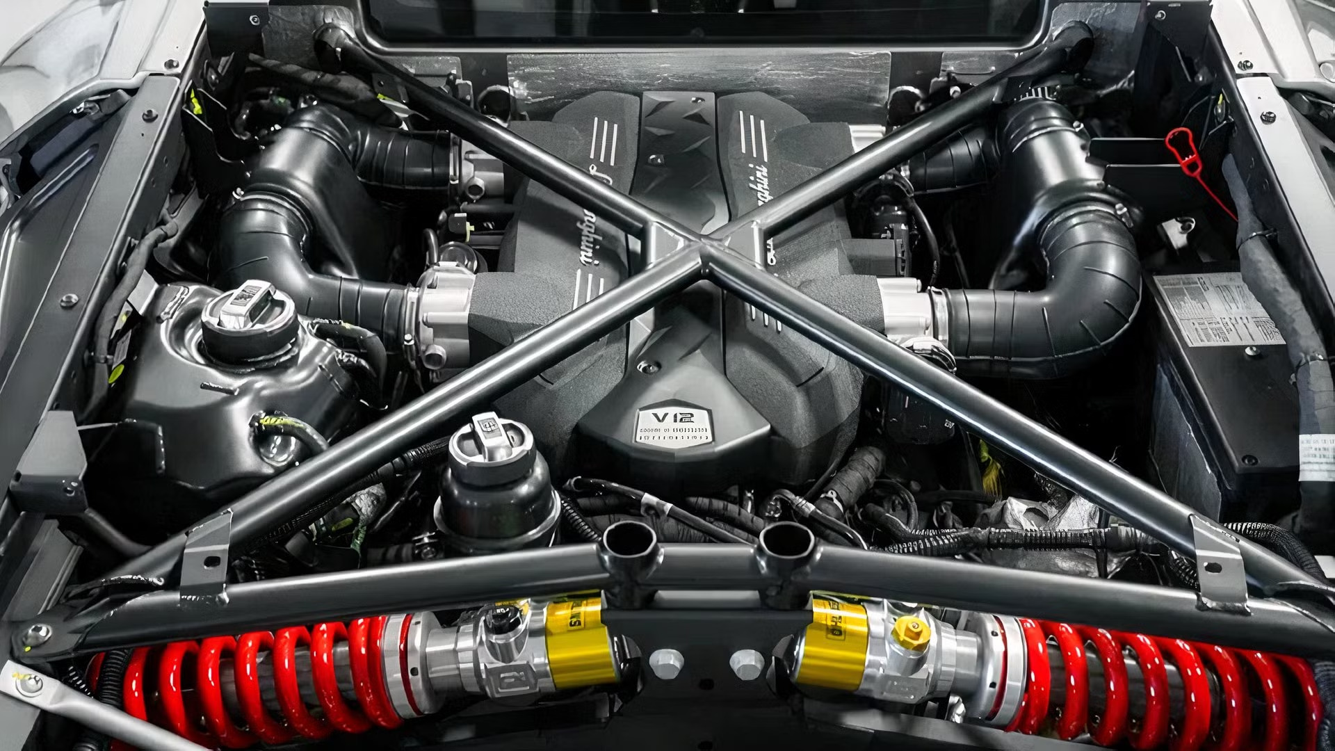 Chơi siêu xe lãi khủng là có thật: Chiếc Lamborghini cũ được bán lại với giá quy đổi 445 tỷ đồng, gấp 4 lần giá mua - Ảnh 4