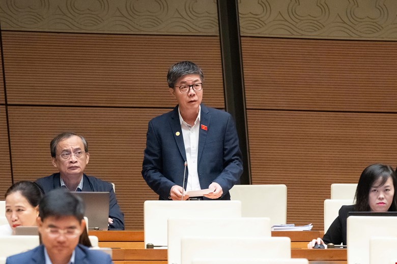 Đại biểu Nguyễn Tâm Hùng: Doanh nghiệp phải chờ hàng tháng trời để xin ý kiến về quy hoạch - Ảnh 1