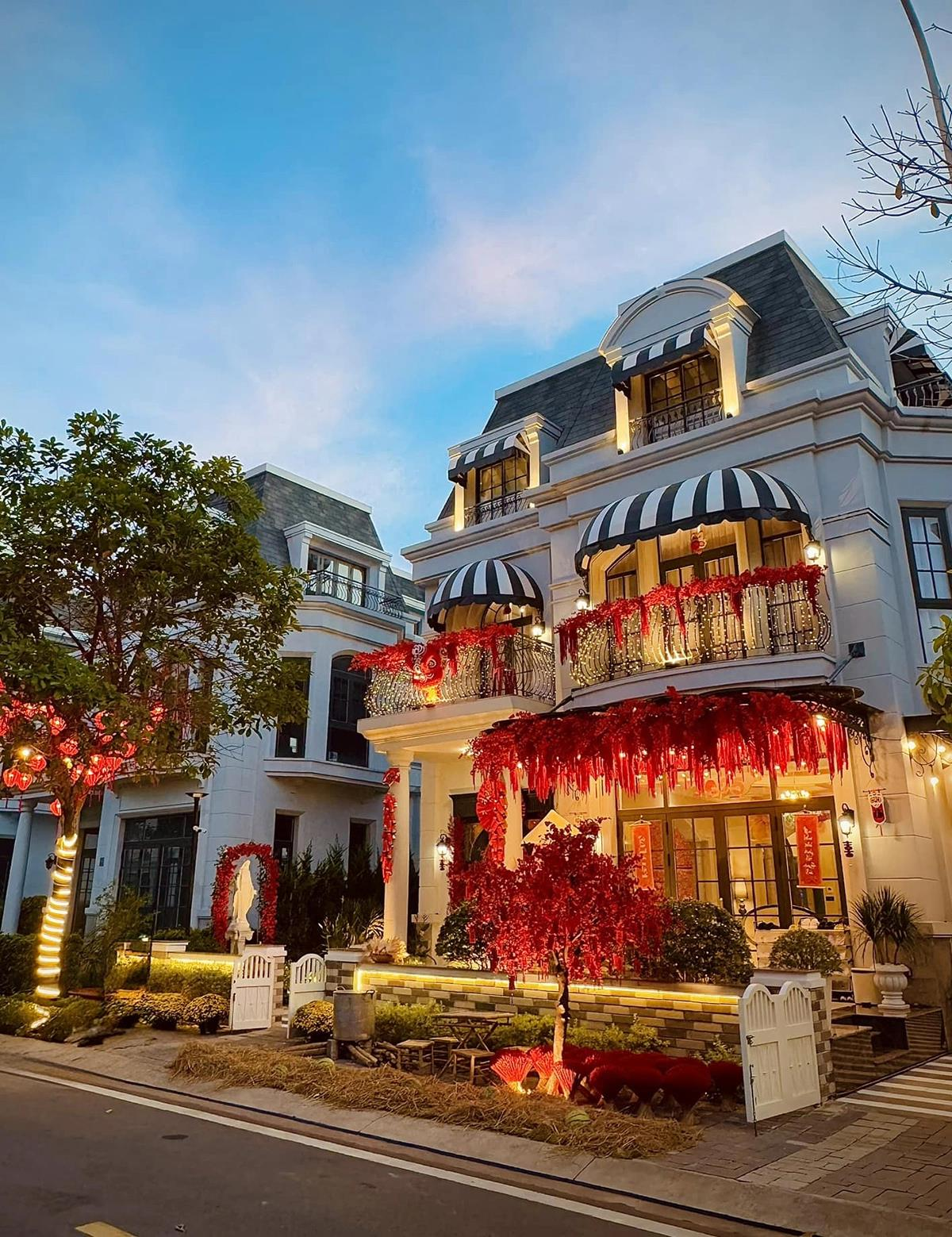 Có gì trong căn biệt thự "ở tạm" của vợ chồng Đoàn Di Băng? - Ảnh 2