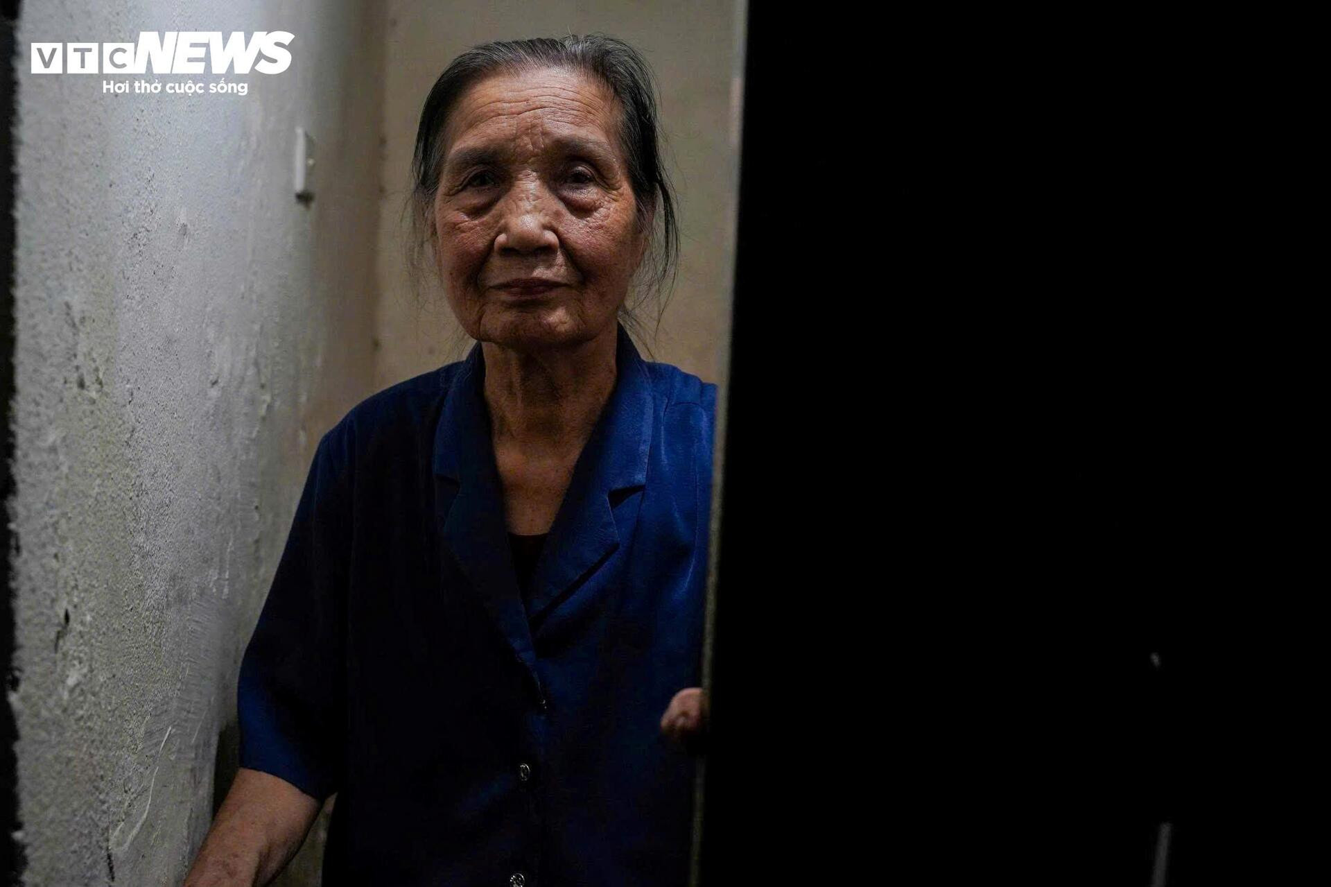 Nỗi trăn trở của 42 hộ dân sắp di dời khỏi khu vực Hồ Gươm - Ảnh 10