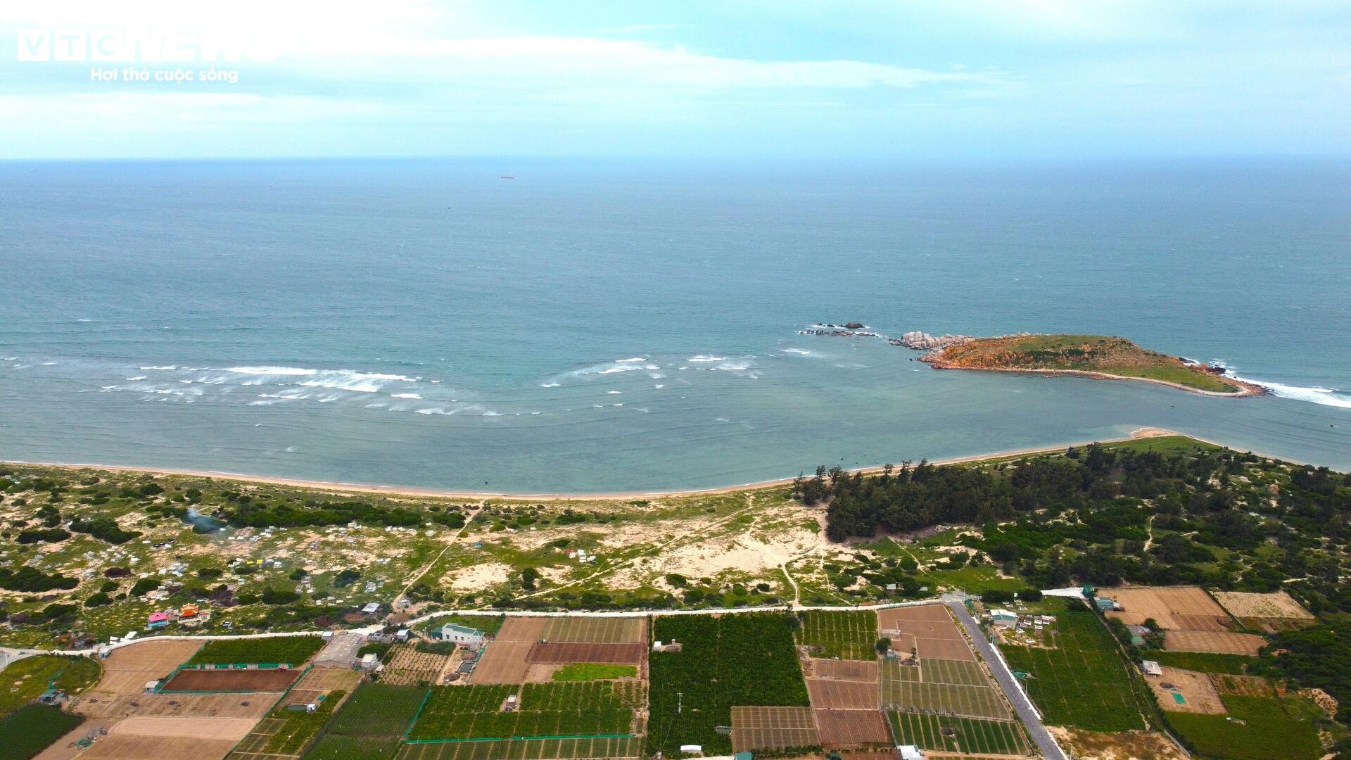 Cận cảnh khu đất ở Khánh Hòa dự kiến làm nhà máy điện hạt nhân - Ảnh 1