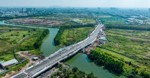 Vẽ lại bản đồ giao thông khu Đông: Tuyến đường dài 660m xuyên qua đô thị quốc tế “tỷ đô” chuẩn bị thông xe, giảm ùn tắc cho nút giao lớn nhất TP HCM