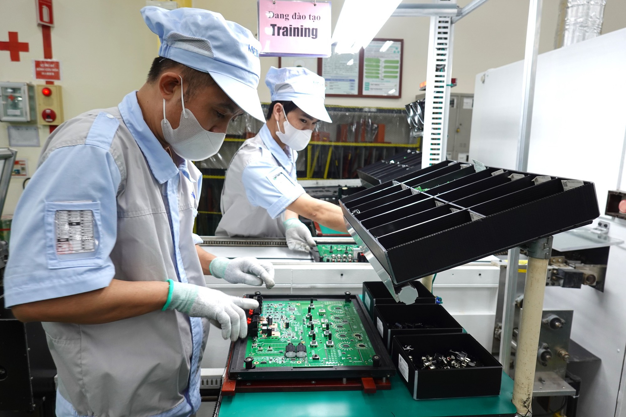 Gần 18.000 doanh nghiệp thành lập mới trong tháng 10/2025 - Ảnh 1