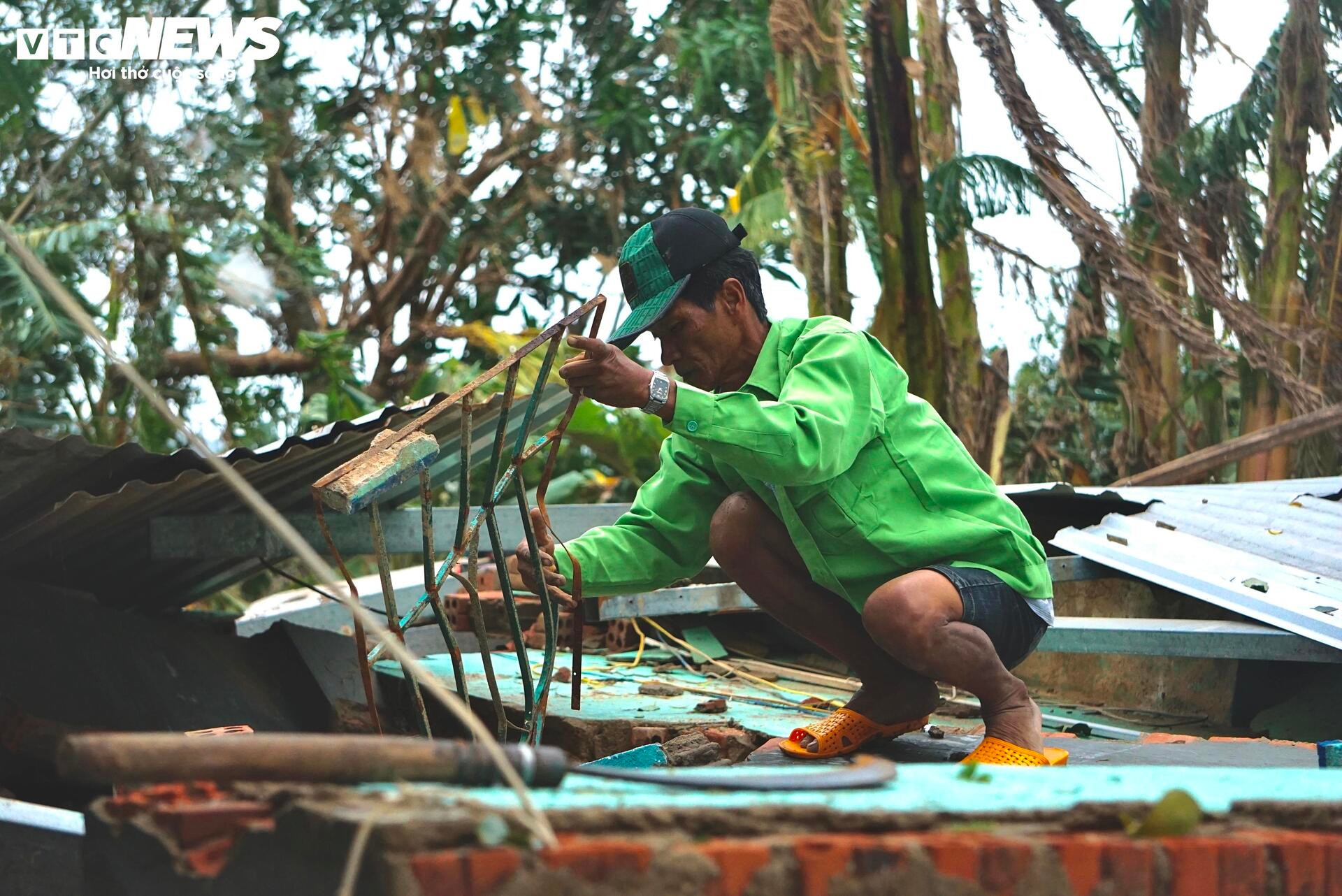 Chính phủ yêu cầu trả gộp 3 tháng lương hưu với 4 tỉnh thiệt hại nặng do mưa lũ - Ảnh 1