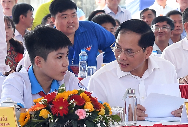 TỔNG THUẬT: Khởi công xây dựng các trường phổ thông nội trú tại các xã biên giới đất liền - Ảnh 19