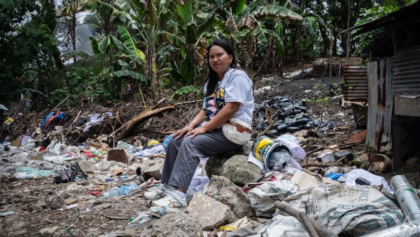 Kiếm không nổi 1 triệu đồng/tháng, hàng triệu dân nghèo Đông Nam Á chọn xuất khẩu lao động để đổi đời: Cái giá của “xây được nhà, mua được xe” - Ảnh 3