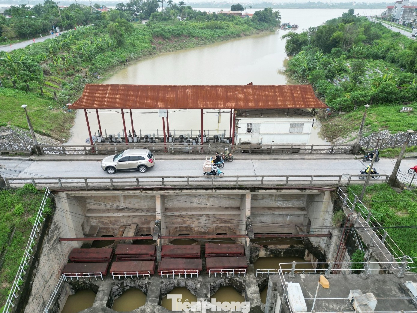 Hà Nội dốc lực 'giải cứu' hạ tầng, cấp bách xây 12 hồ điều hòa chống ngập - Ảnh 11