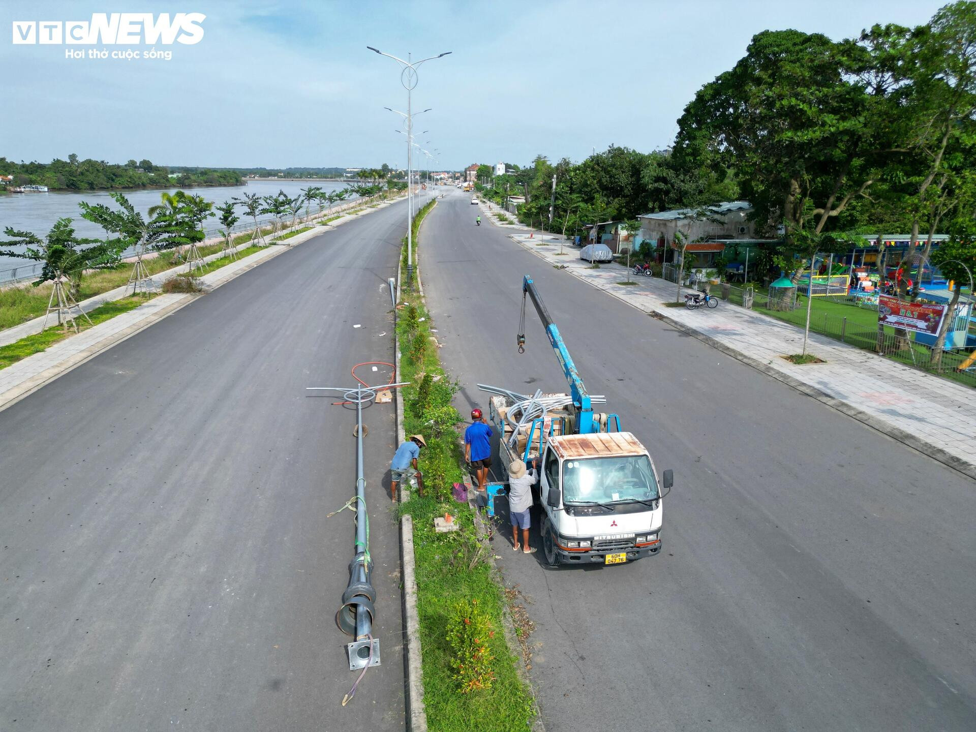 Cận cảnh đường view sông đẹp nhất Đồng Nai trước ngày thông xe - Ảnh 7