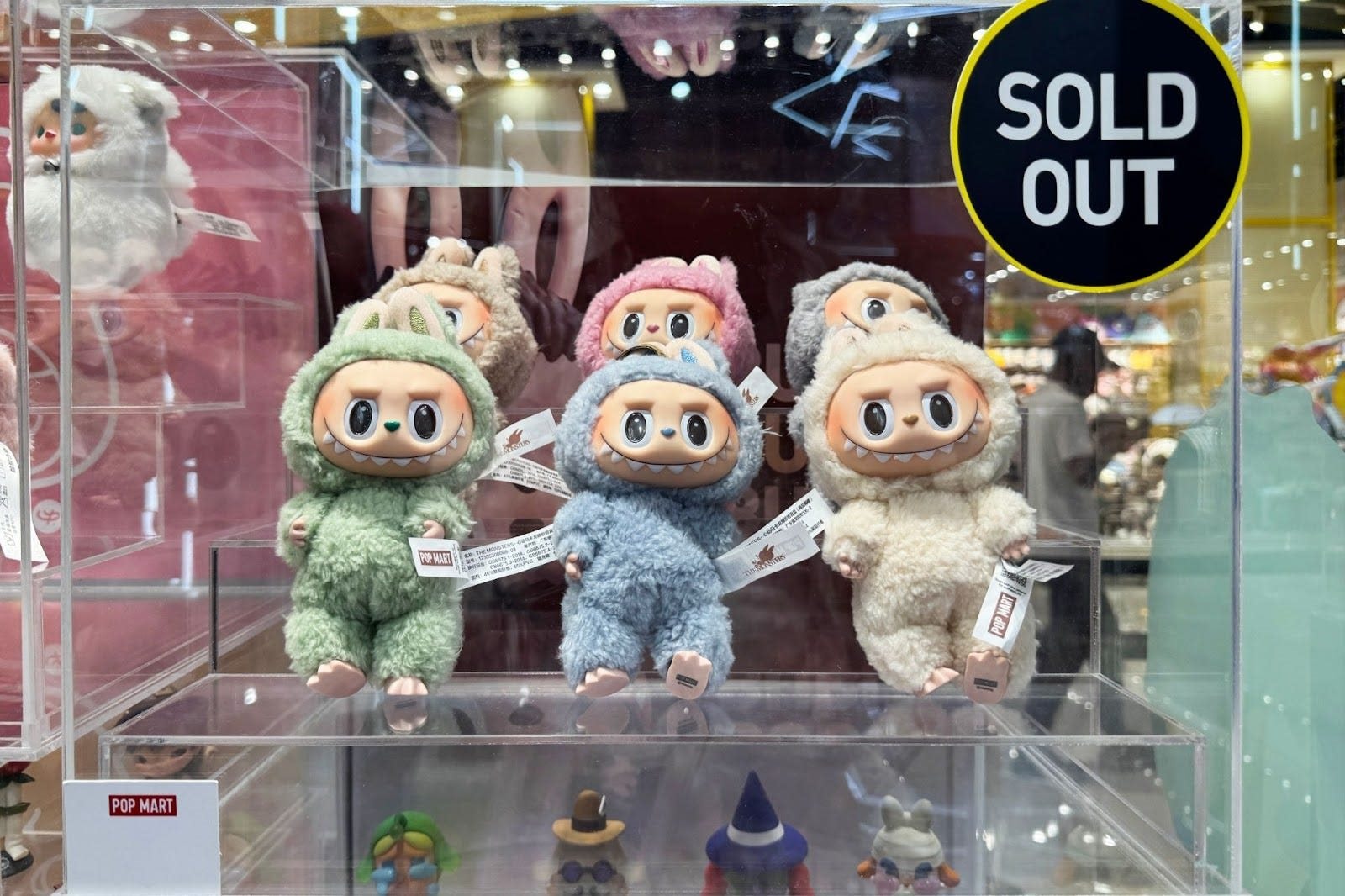 Sự xì hơi của cơn sốt Labubu và đế chế Pop Mart: Bong bóng ngành đồ chơi lần thứ 2 sắp sụp đổ sau vụ Beanie Babies? - Ảnh 4