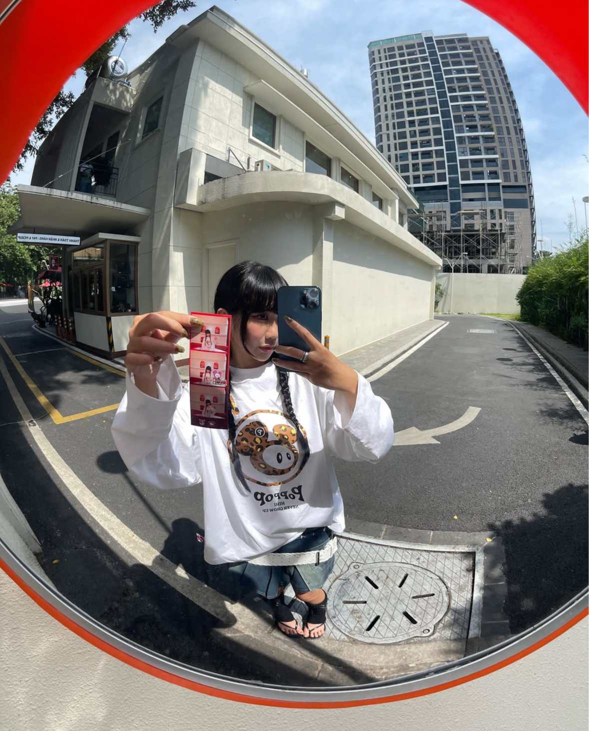 Chiêu hút khách mới của ông lớn Highlands Coffee: Đặt photobooth tại cửa hàng, cứ mua nước là được chụp ảnh free - Ảnh 12