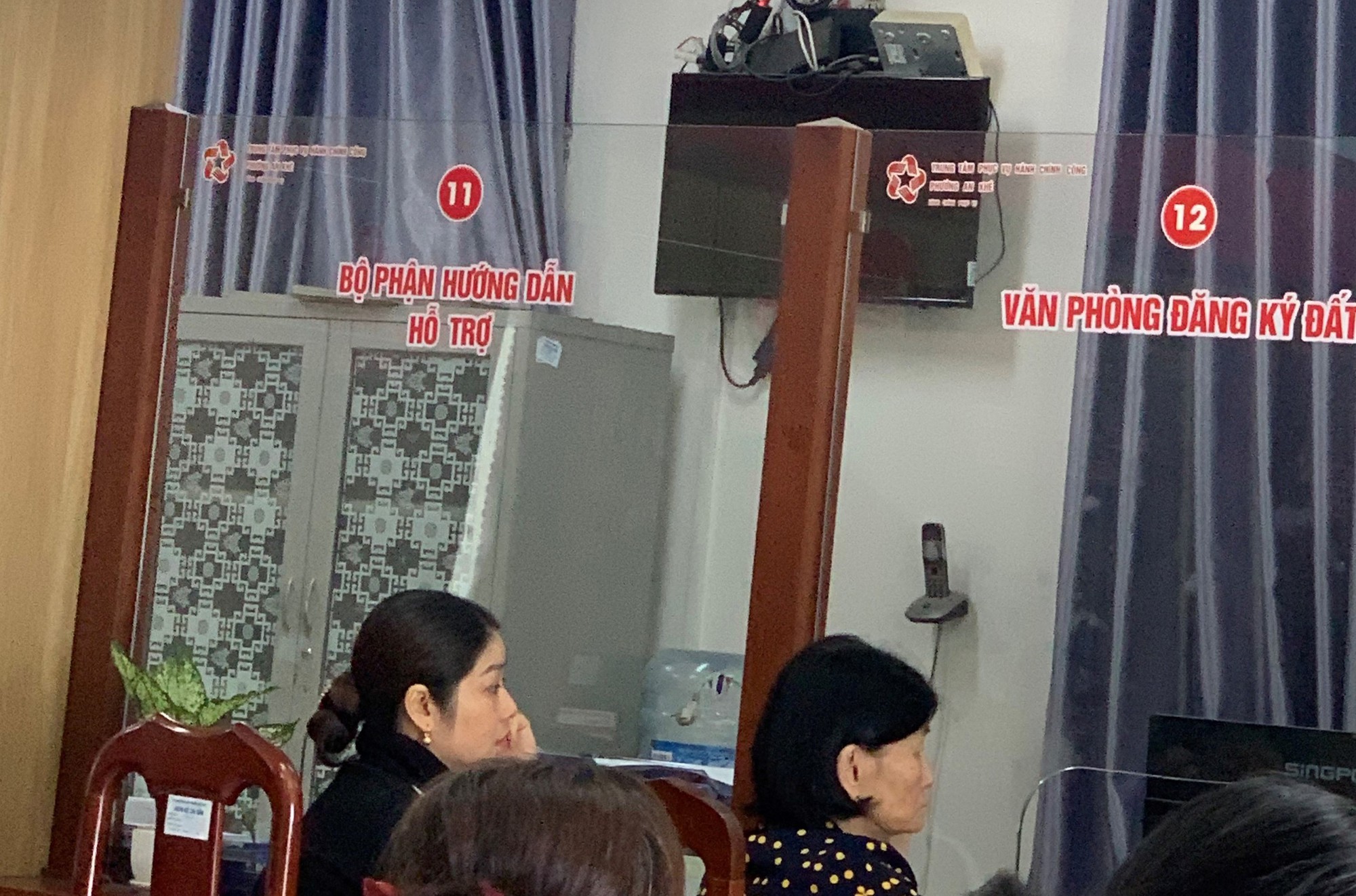 Đà Nẵng yêu cầu chấn chỉnh khâu tiếp nhận hồ sơ đất đai - Ảnh 1