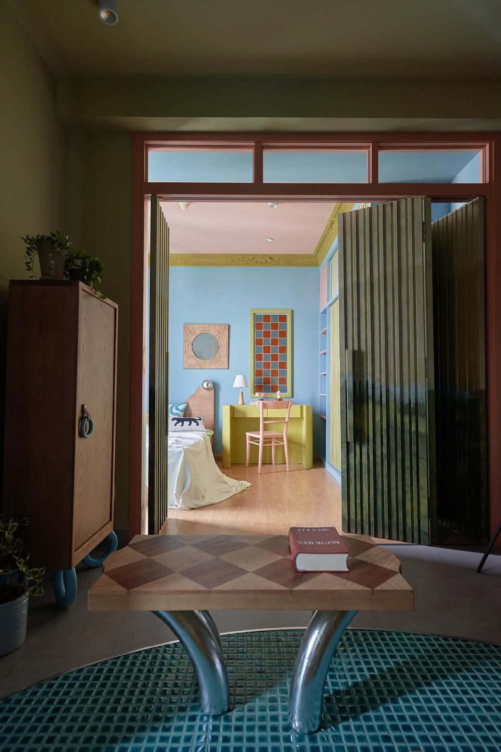 Căn hộ 53m2 rực rỡ màu sắc như thế giới hoạt hình - Ảnh 6