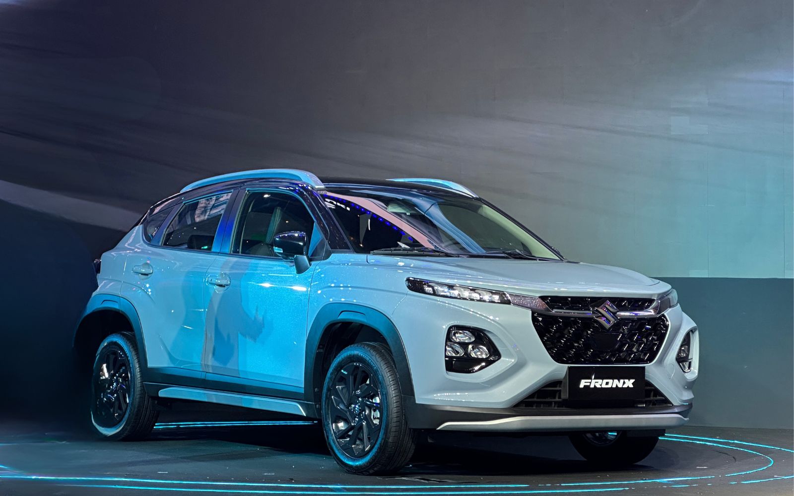 Suzuki Fronx mới ra mắt đã giảm tới 45 triệu đồng tại đại lý: Giá thực tế từ 505 triệu, ‘phả hơi nóng’ lên Raize, Sonet - Ảnh 2