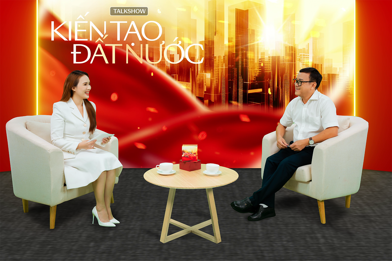 Kiến tạo y tế số từ trái tim – Câu chuyện của những thầy thuốc trẻ thời AI - Ảnh 1