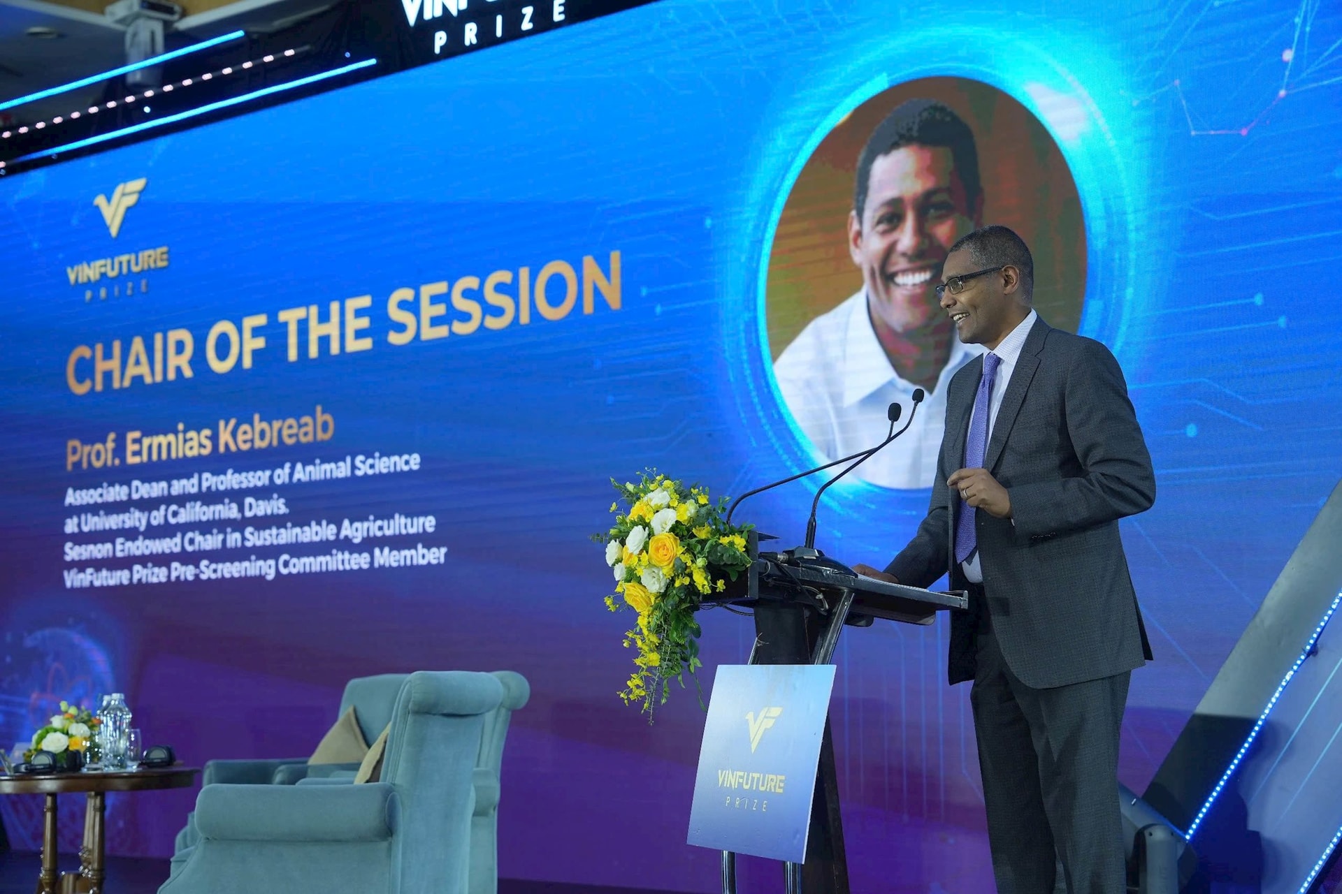 GS Mỹ "hiến kế" giúp VN có thể chinh phục ngành kinh tế hơn 3.000 tỷ USD, tạo ra hàng triệu việc làm - Ảnh 2