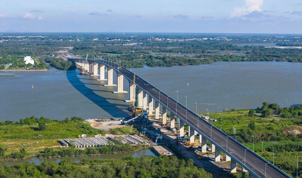 Loạt cây cầu, metro, cao tốc rút ngắn “lối đi” từ TP.HCM đến Đồng Nai - Ảnh 1
