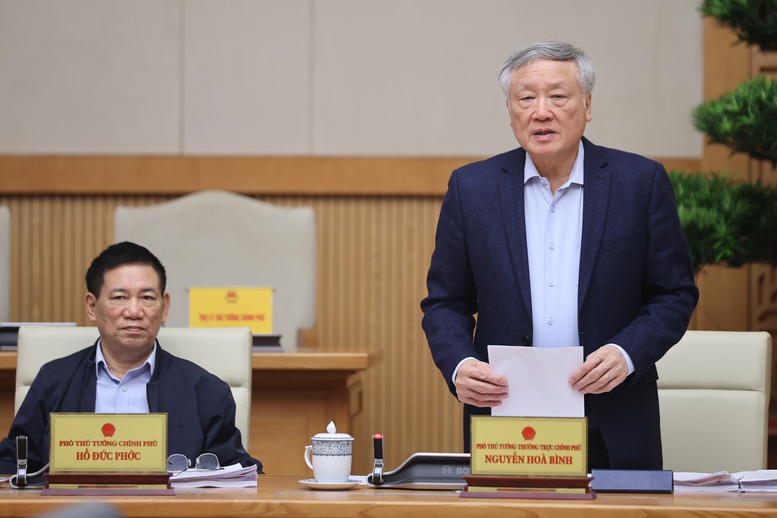 Thủ tướng: Chính sách với trung tâm tài chính phải bám sát thông lệ quốc tế nhưng cạnh tranh hơn - Ảnh 2