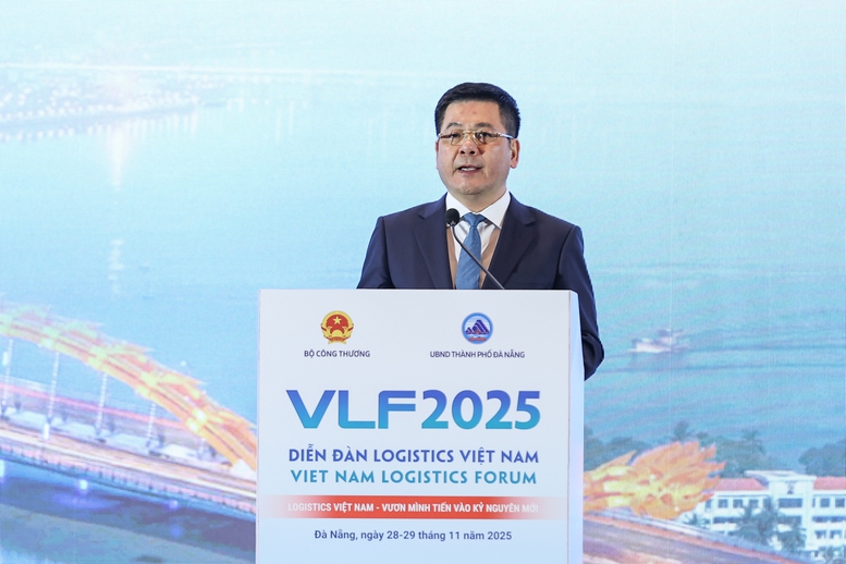 Thủ tướng: Đưa Việt Nam trở thành trung tâm dịch vụ logistics hàng đầu Đông Nam Á, châu Á và thế giới - Ảnh 5