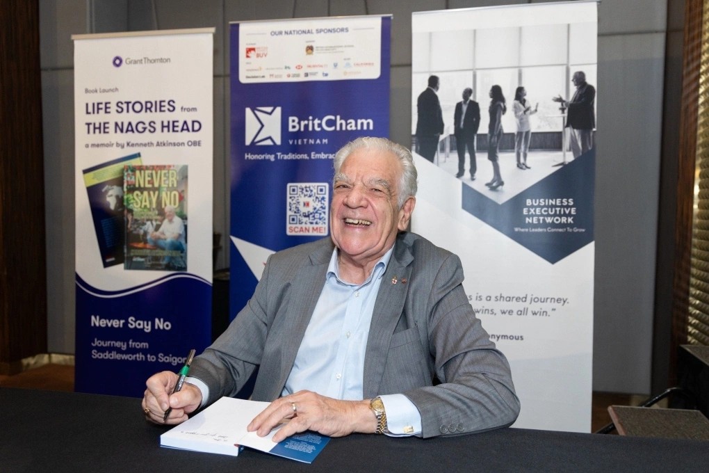 000001: Mã số căn cước đặc biệt của doanh nhân Anh dành trọn sự nghiệp 36 năm cho Việt Nam, nghỉ hưu vẫn làm việc 5 ngày/tuần - Ảnh 1