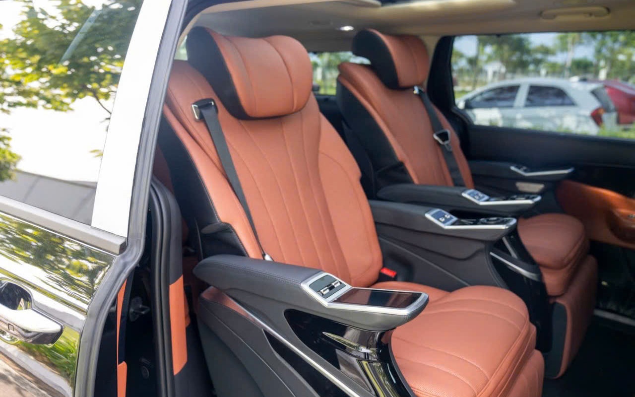 Kia Carnival giảm giá tới 100 triệu tại đại lý, giá thực tế chỉ ngang xe đã qua sử dụng - Ảnh 8