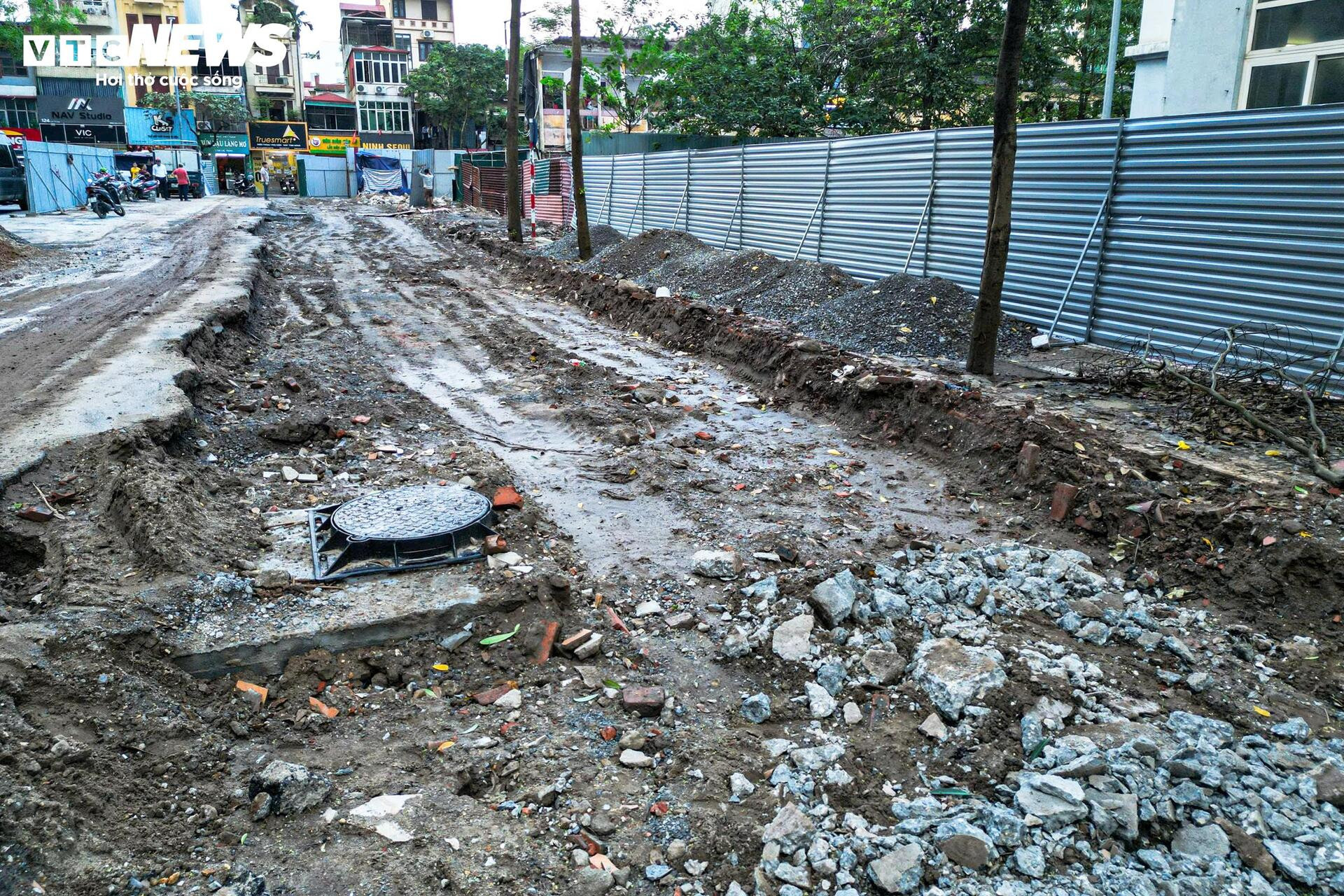 Tuyến đường hơn 83 tỷ lách giữa hai tòa chung cư ở Hà Nội giờ ra sao? - Ảnh 8