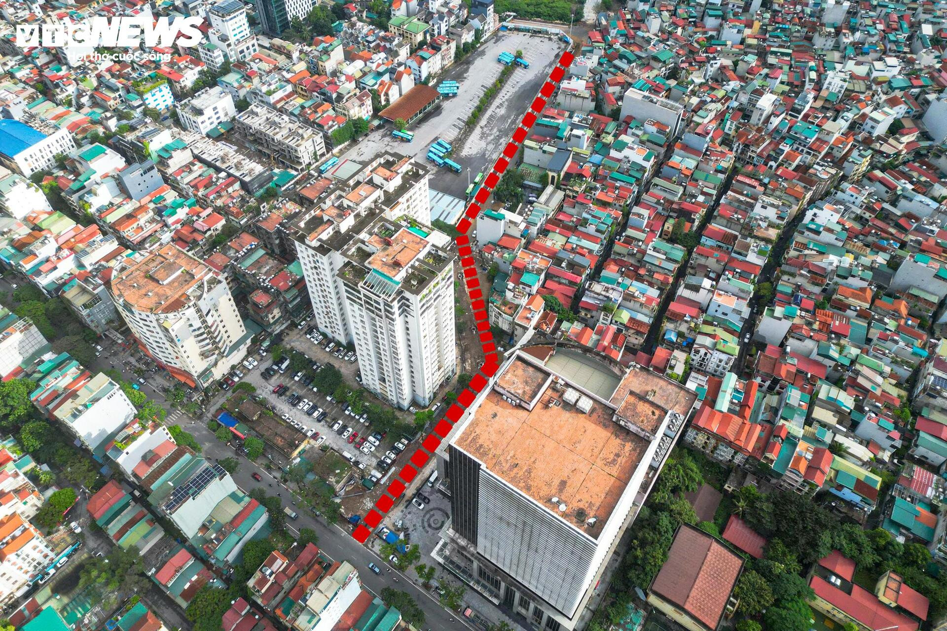 Tuyến đường hơn 83 tỷ lách giữa hai tòa chung cư ở Hà Nội giờ ra sao? - Ảnh 2