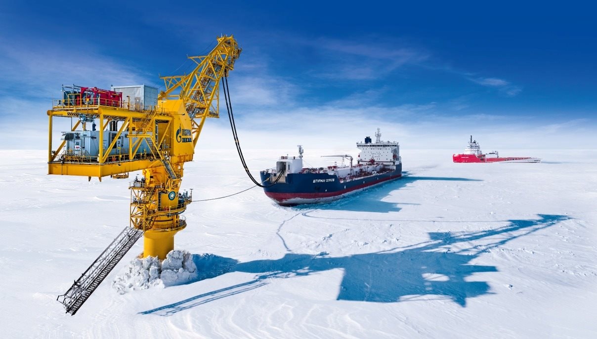 Mỹ trừng phạt quá căng, Nga lập tức sale off 'sập sàn' dầu thô để kéo khách - Giá này không mua còn mua ở đâu - Ảnh 1