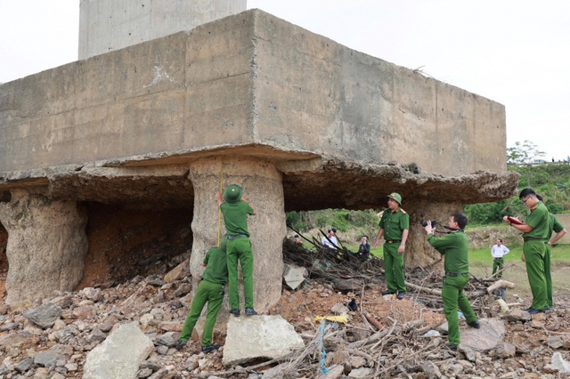 Thông tin mới vụ cầu Sông Lô hư hỏng, cơ quan công an khởi tố vụ án - Ảnh 1