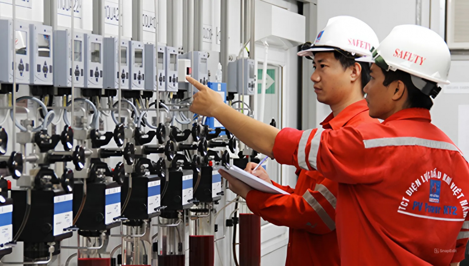 Hơn 1 thập niên bền bỉ, đại dự án có doanh thu gần 100.000 tỷ cán mốc lịch sử - Ảnh 2