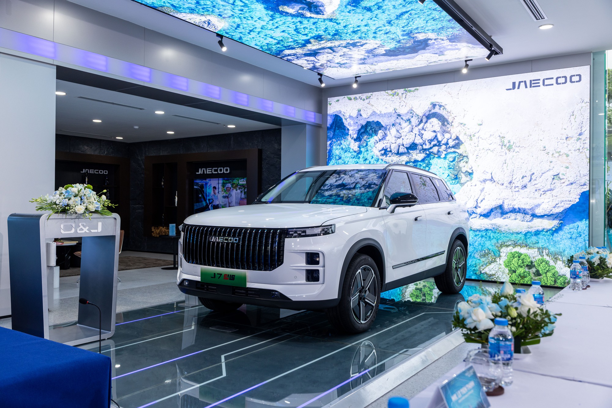 Thị trường ô tô Việt đang dần đổi luật chơi: “Ưu đãi kép” bị soán ngôi bởi “ưu đãi ba” - Ảnh 1