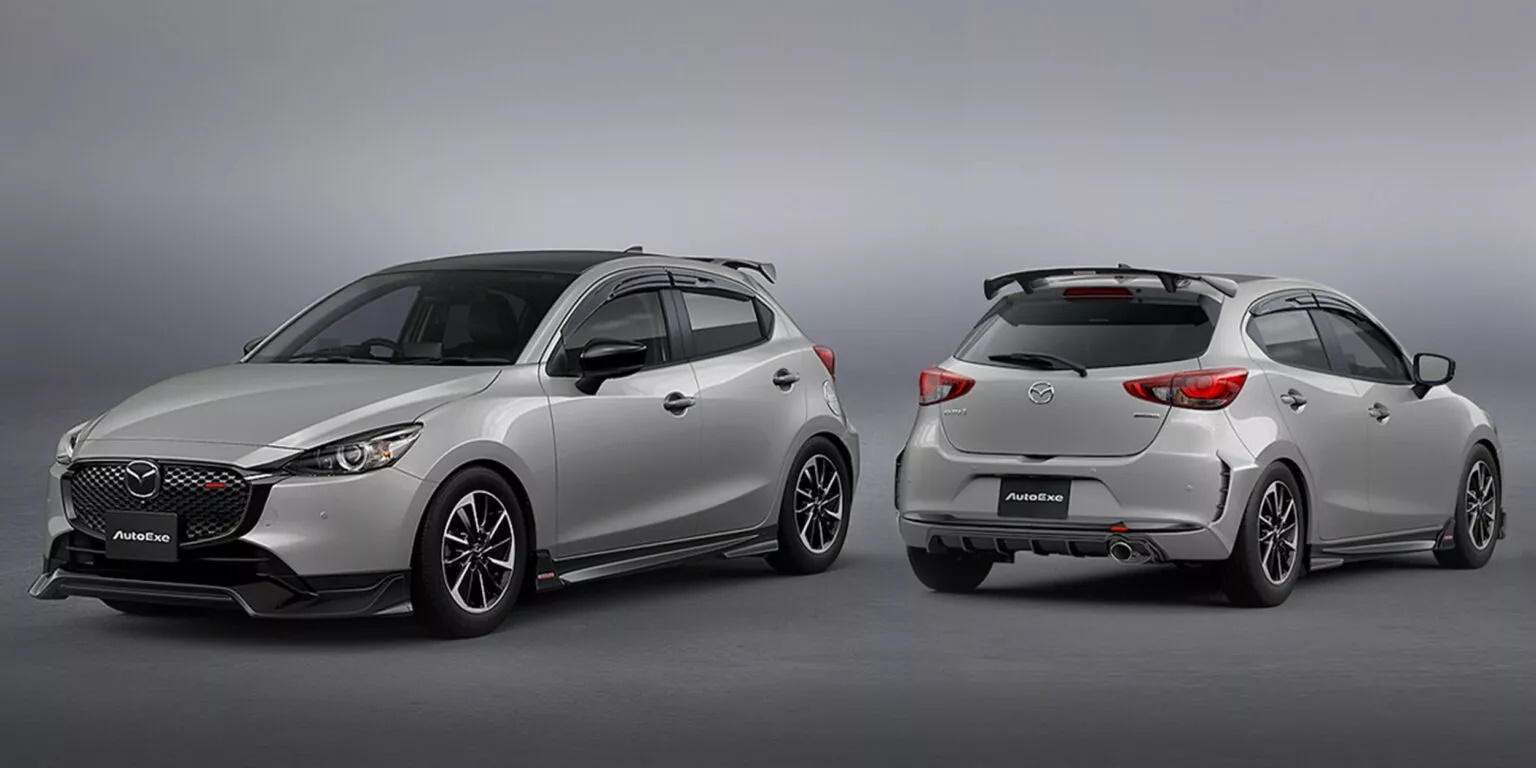 Mazda2 2026 ra mắt: Màn hình lớn, camera 360, có cả bản độ như xe đua - Ảnh 5