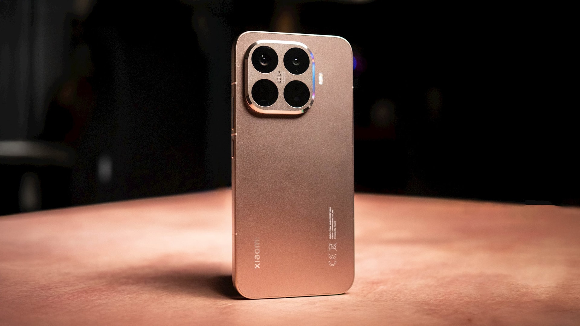 Vượt cả iPhone, hãng điện thoại Trung Quốc bất ngờ chiếm top 2 thị trường Việt Nam: Cái tên rất quen thuộc - Ảnh 1